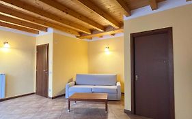 Casa Vacanze Al Lago P2