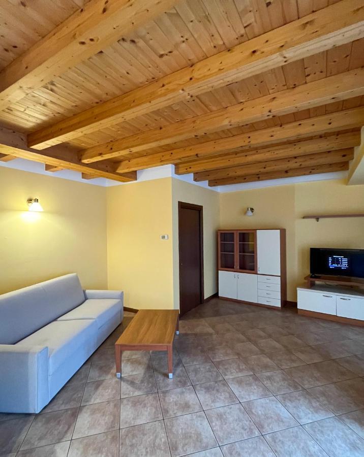 Casa Vacanze Al Lago P2 Monasterolo del Castello Exterior foto